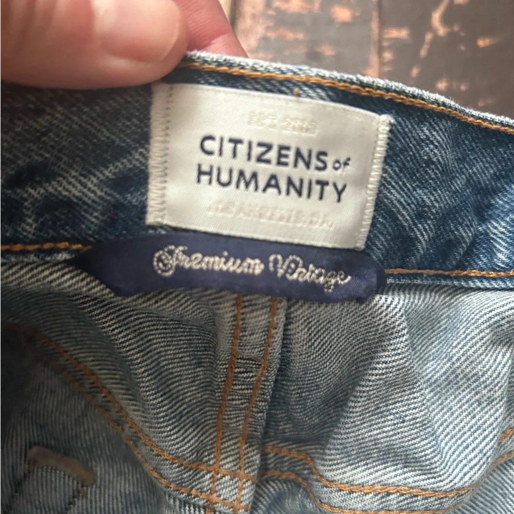 Citizens Of Humanity Miro Relaxed Wide Leg Jeans In Pacifia-RAW HEM - Picture 9 of 13